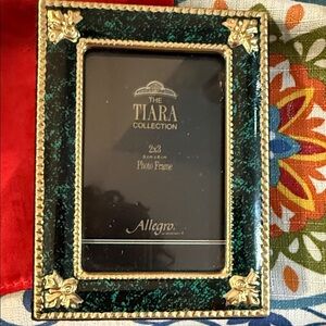 Tiara Collection Green and Gold Photo Frame